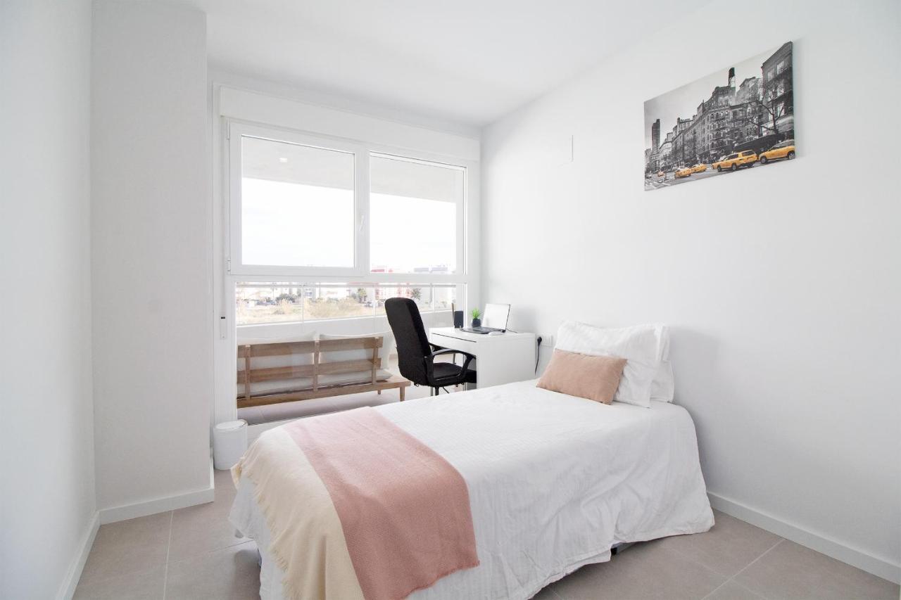 Global Properties, Apartamento Con Terraza Y Vistas A La Piscina En Gran Canet كانيت ذي بيرينغير المظهر الخارجي الصورة