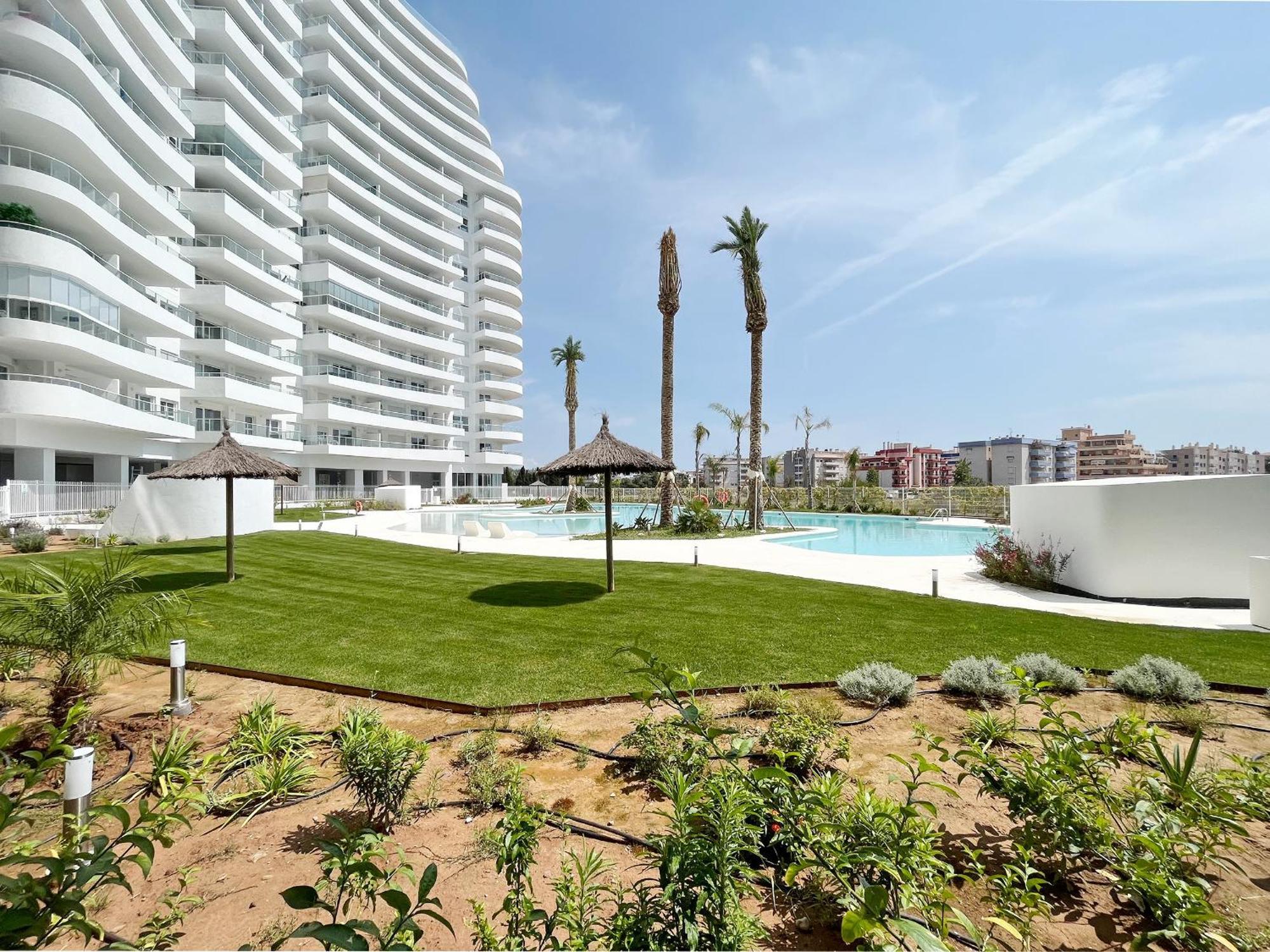 Global Properties, Apartamento Con Terraza Y Vistas A La Piscina En Gran Canet كانيت ذي بيرينغير المظهر الخارجي الصورة