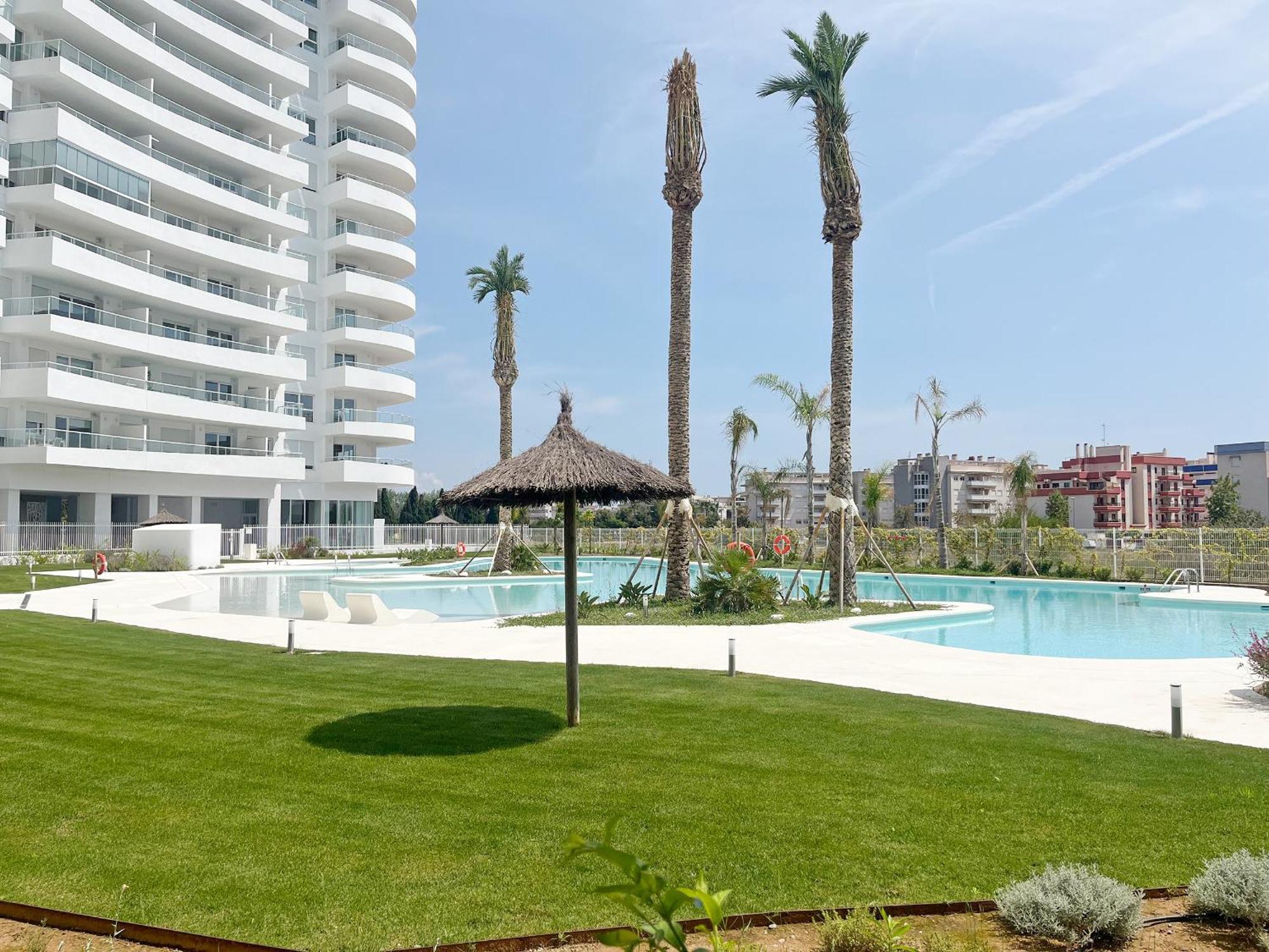 Global Properties, Apartamento Con Terraza Y Vistas A La Piscina En Gran Canet كانيت ذي بيرينغير المظهر الخارجي الصورة